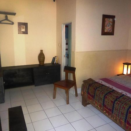 La Casa Homestay Senggigi Kamer foto