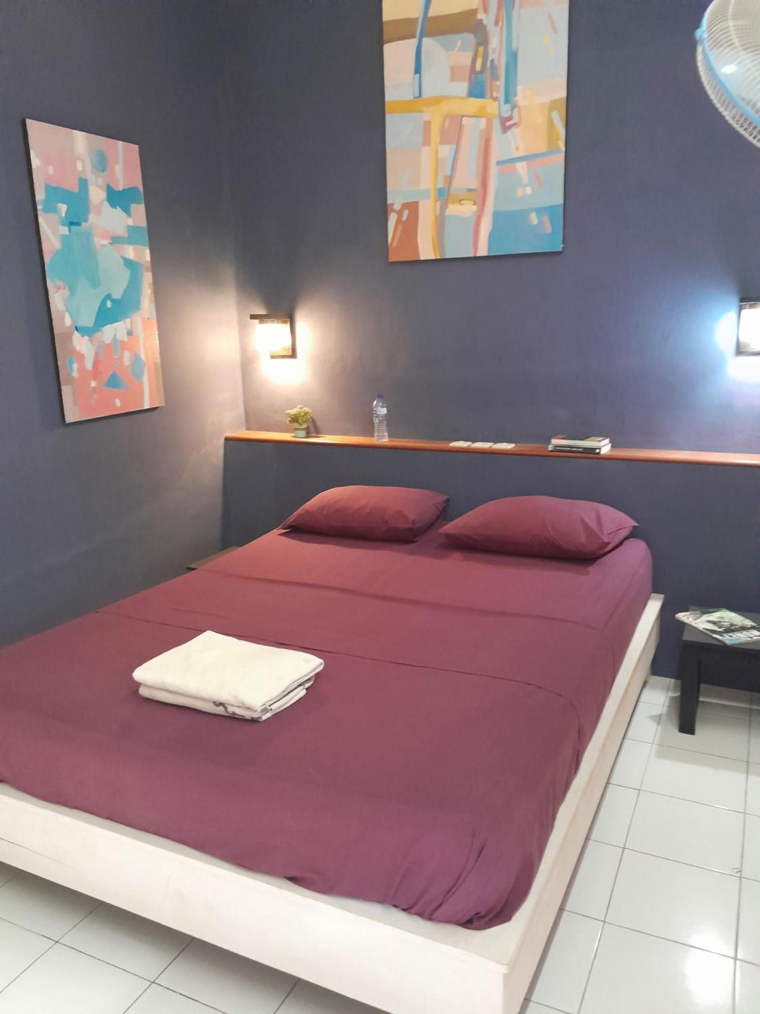 La Casa Homestay Senggigi Buitenkant foto