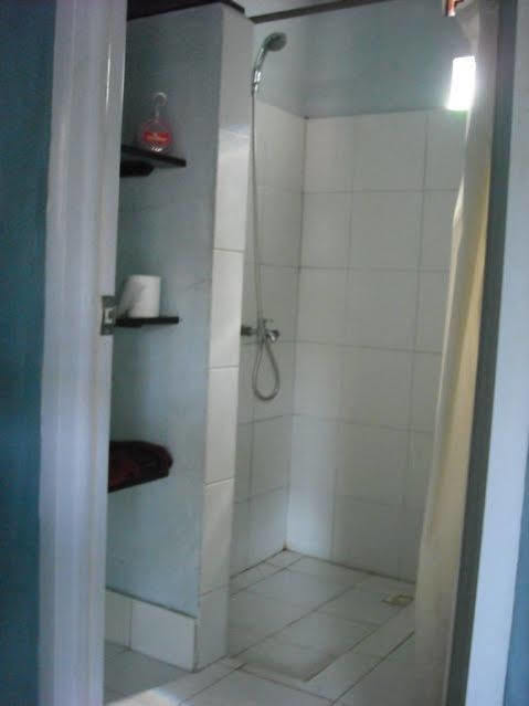 La Casa Homestay Senggigi Buitenkant foto